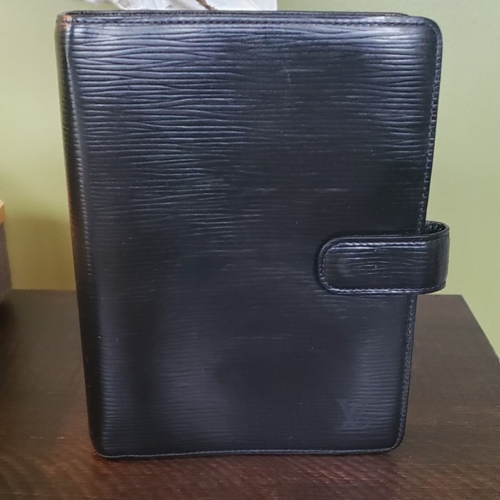 Louis Vuitton Black Epi MM Agenda